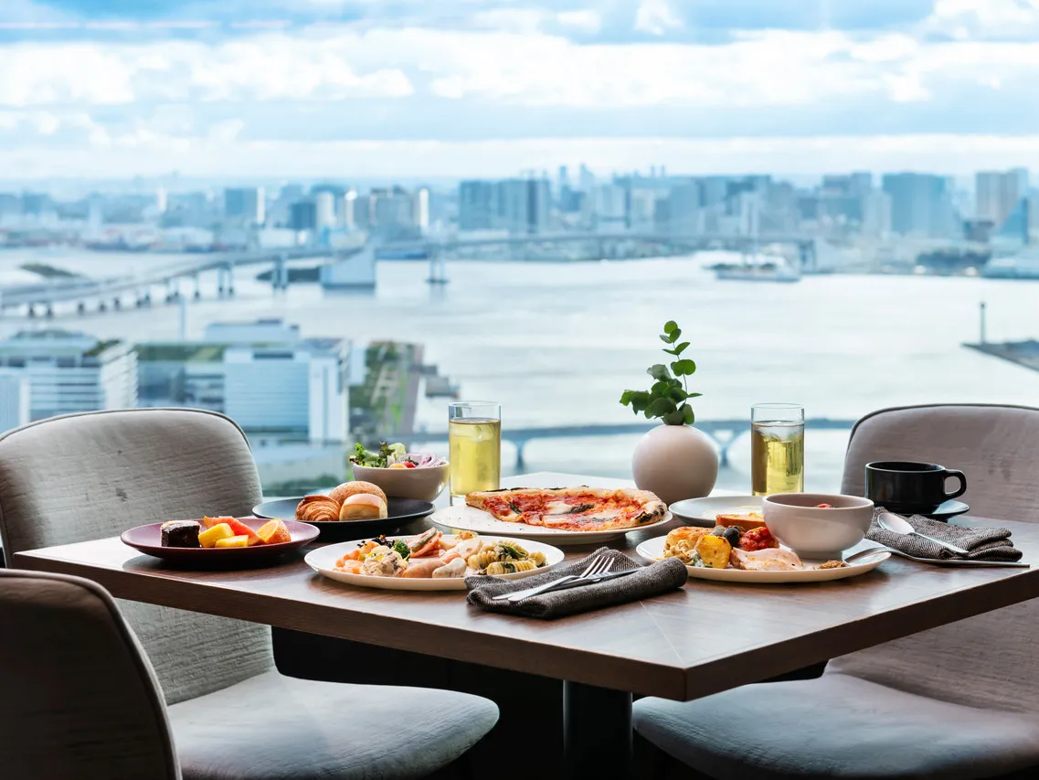 Mitsui Garden Hotel Toyosu Premier — rooms and atmosphere