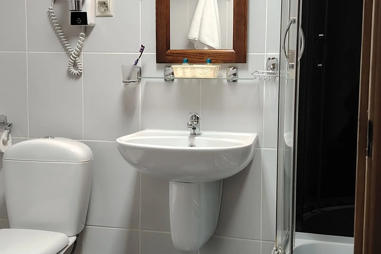Monastyrski Hotel — rooms and atmosphere