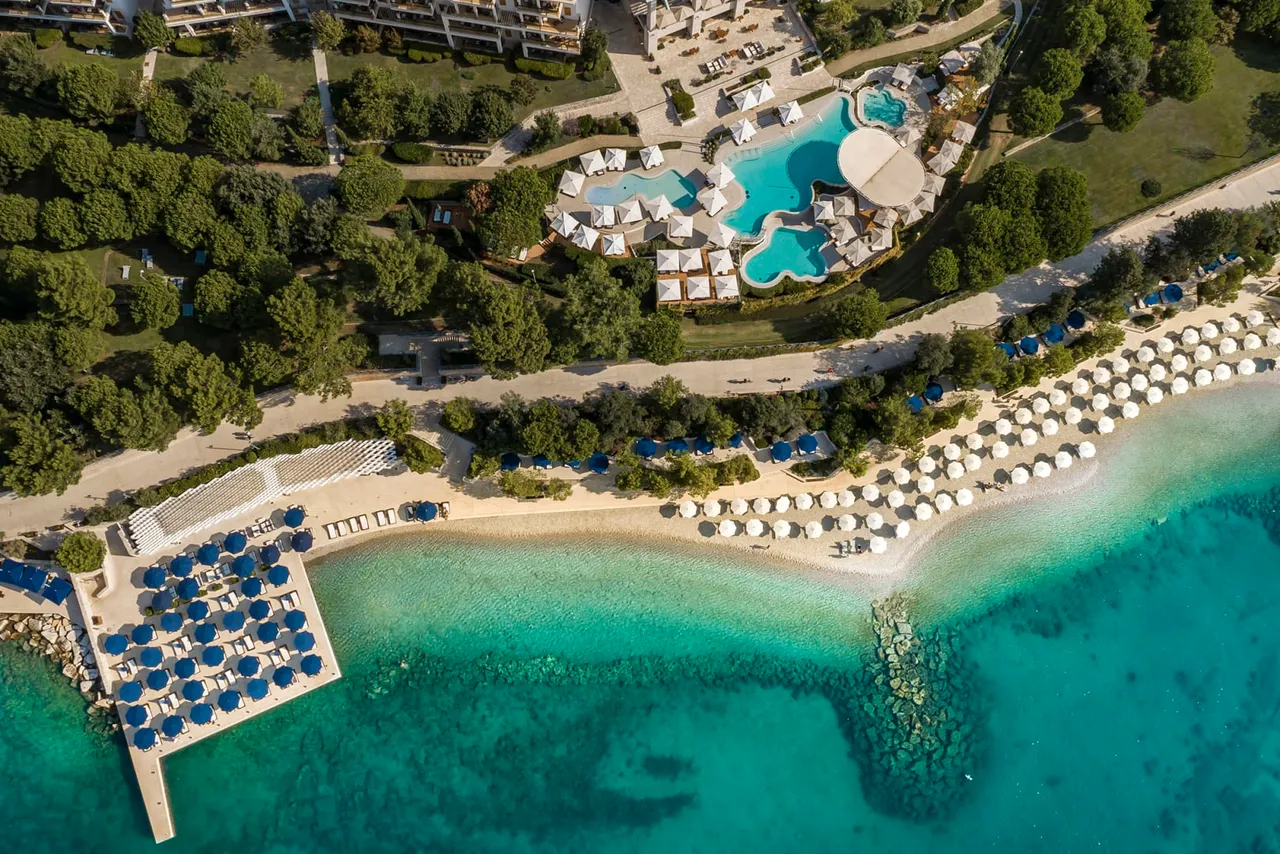 Monte Mulini Adults Exclusive Hotel by Maistra Collection — rooms and atmosphere