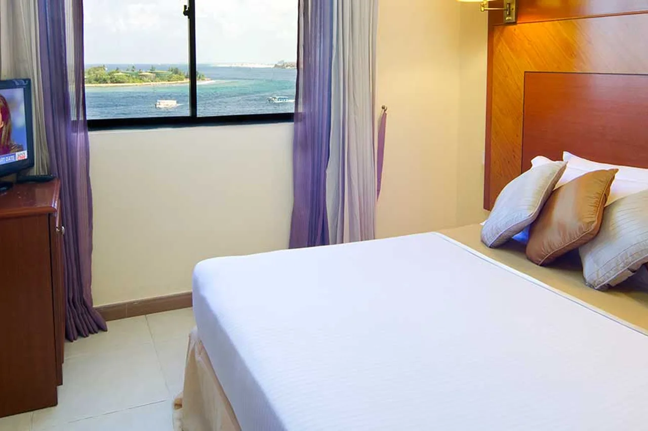 Mookai Hotel — rooms and atmosphere