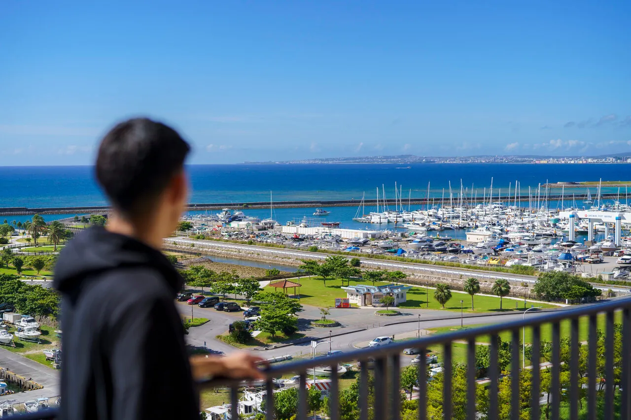 Moon Ocean Ginowan Hotel & Residence — rooms and atmosphere