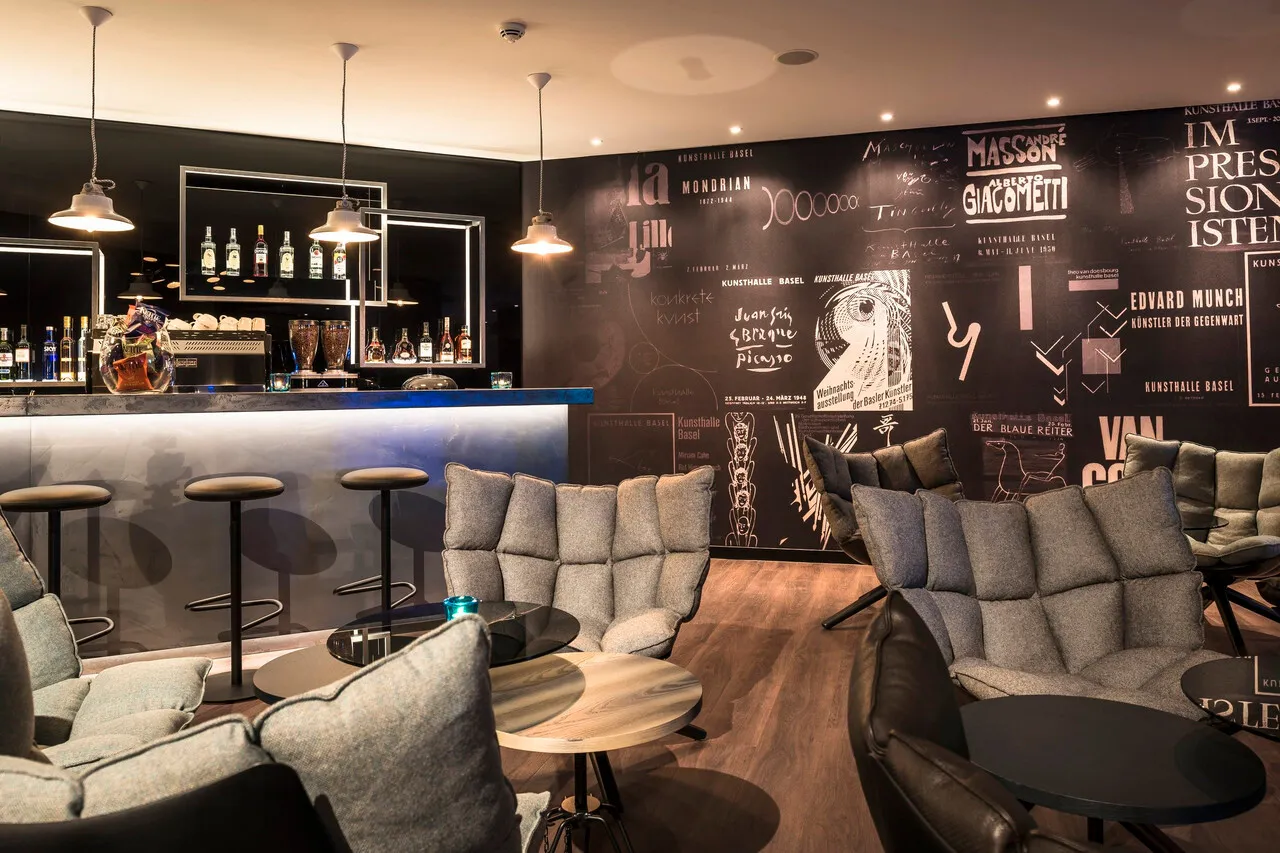 Motel One Basel — rooms and atmosphere