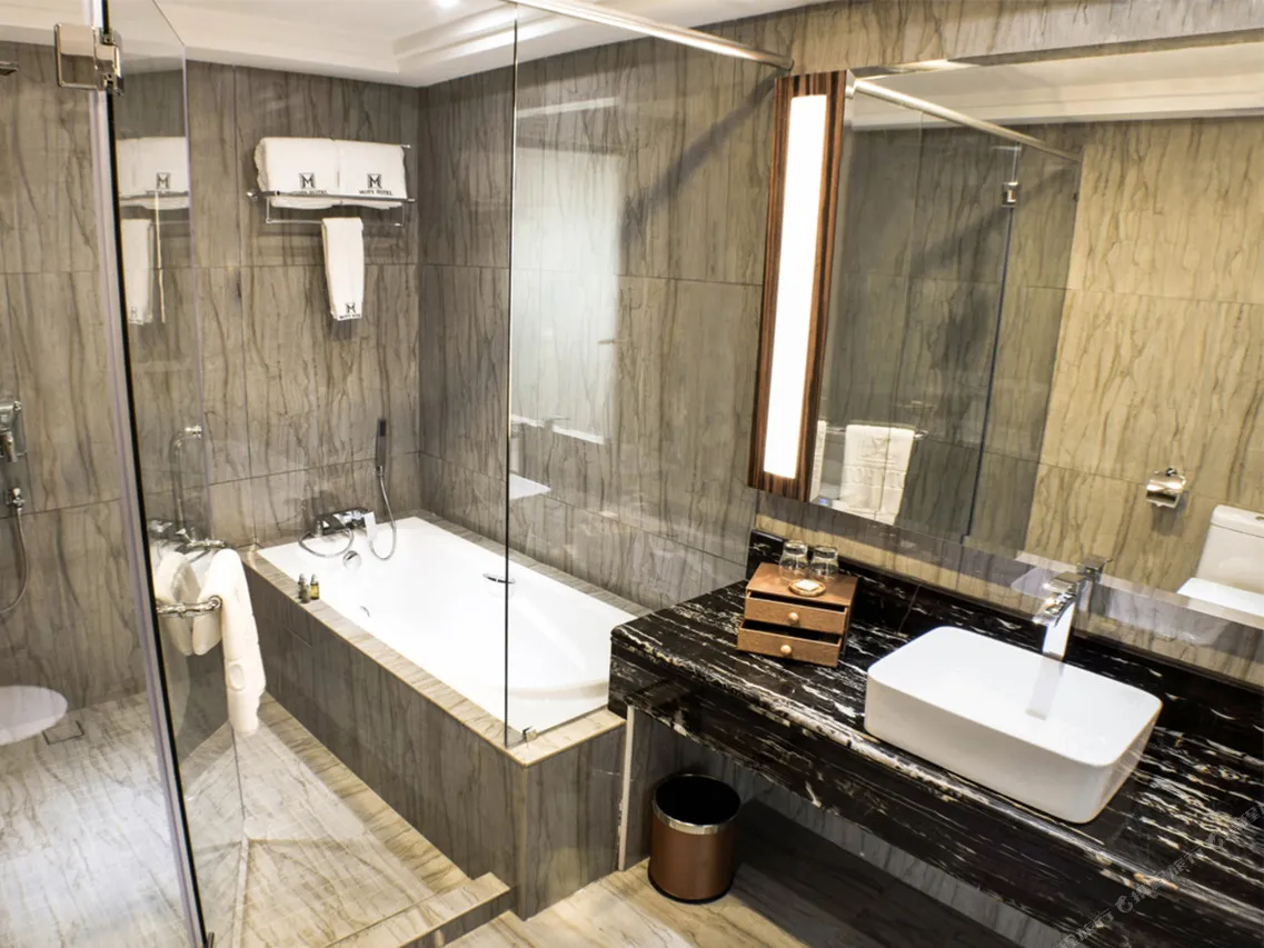 Moty Hotel — ภาพห้องพักและบรรยากาศ