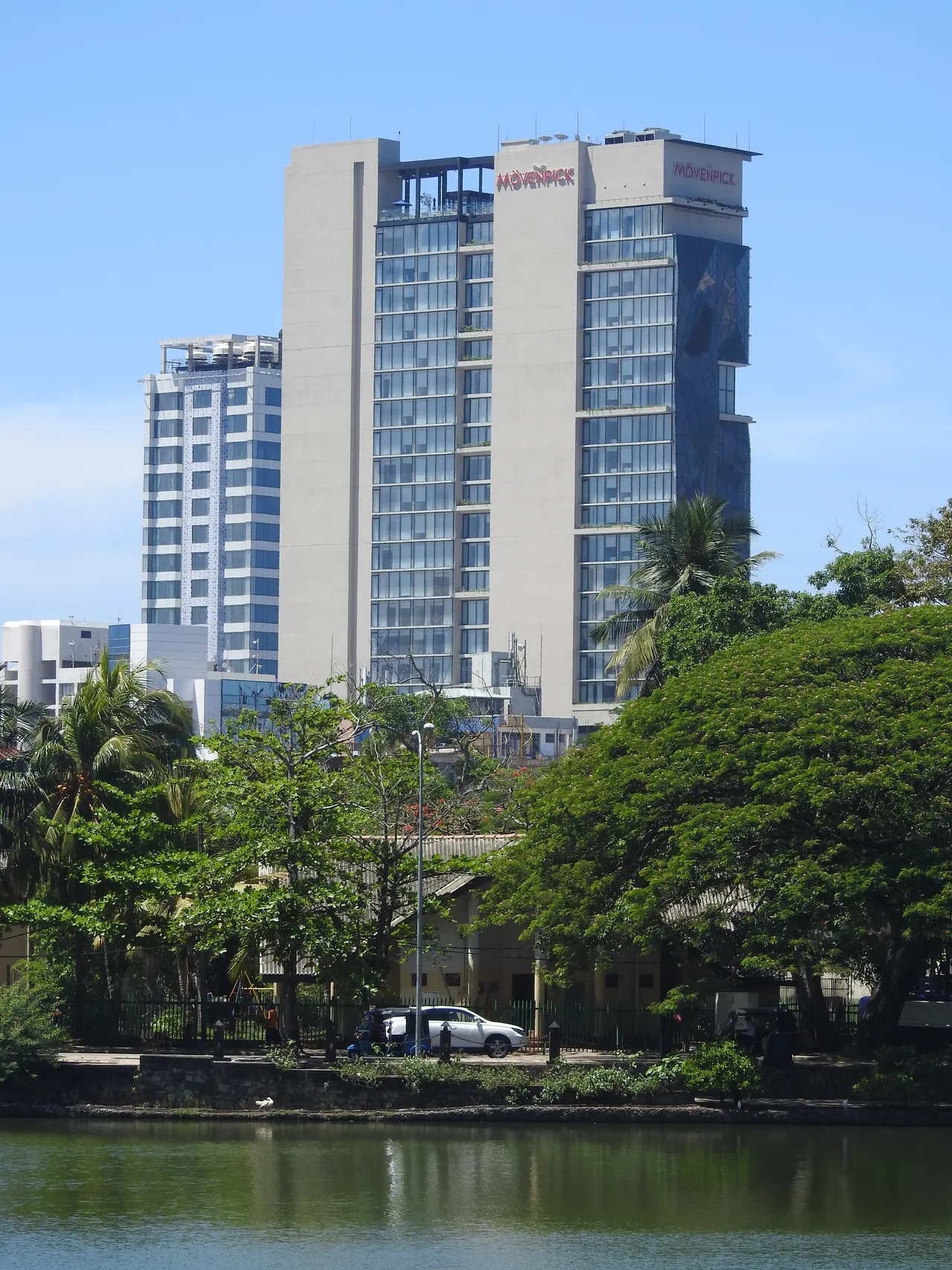 Mövenpick Hotel Colombo — hotel