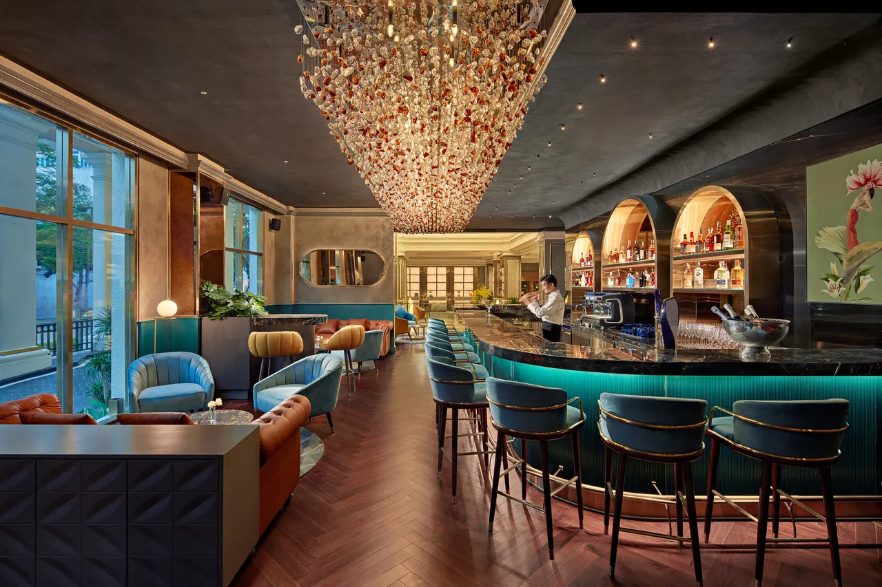 Mövenpick Hotel Hanoi — rooms and atmosphere