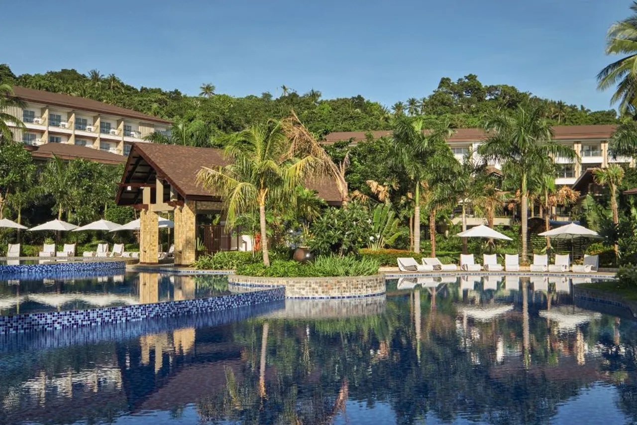 Mövenpick Resort & Spa Boracay — rooms and atmosphere