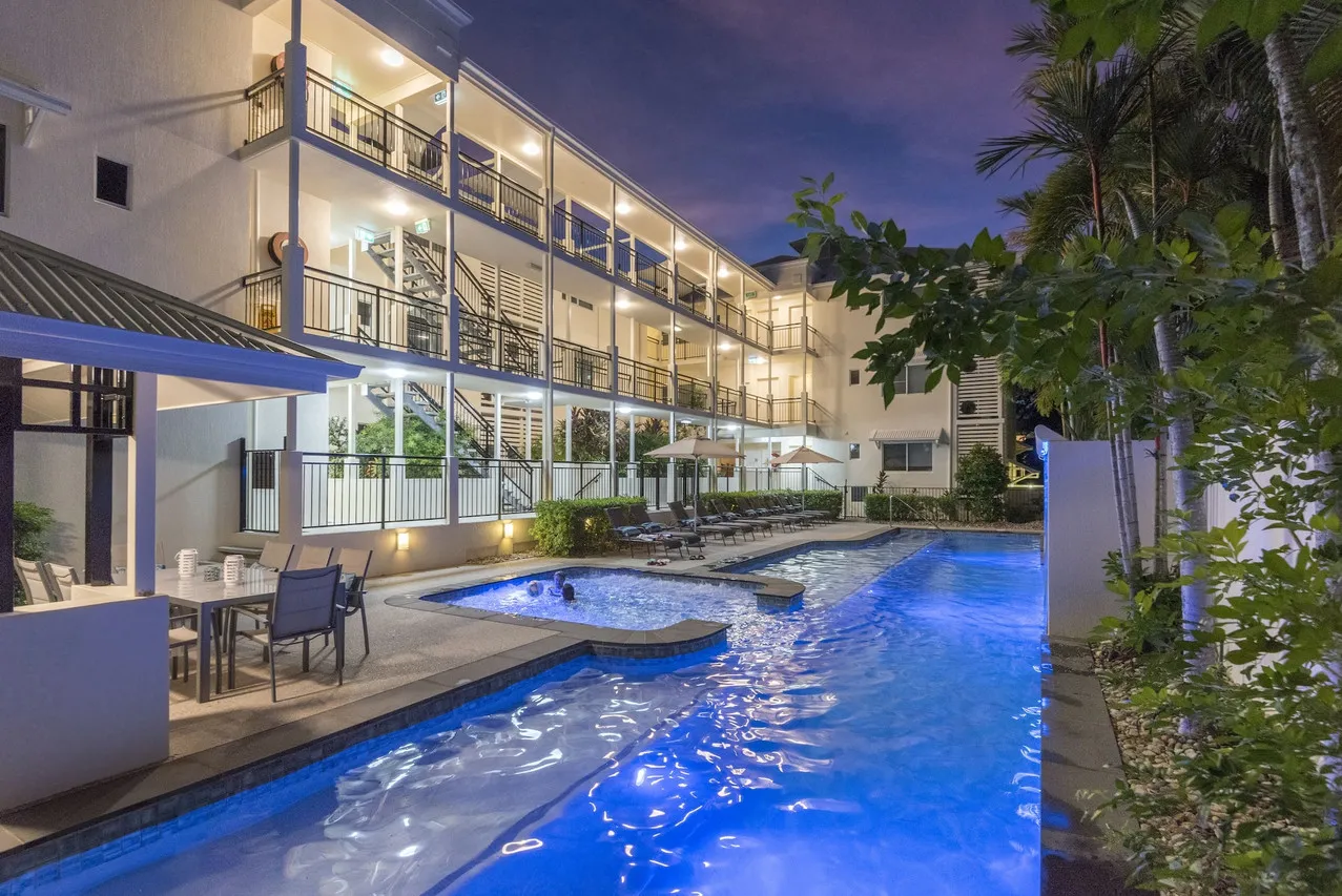 Mowbray by the Sea — rooms and atmosphere
