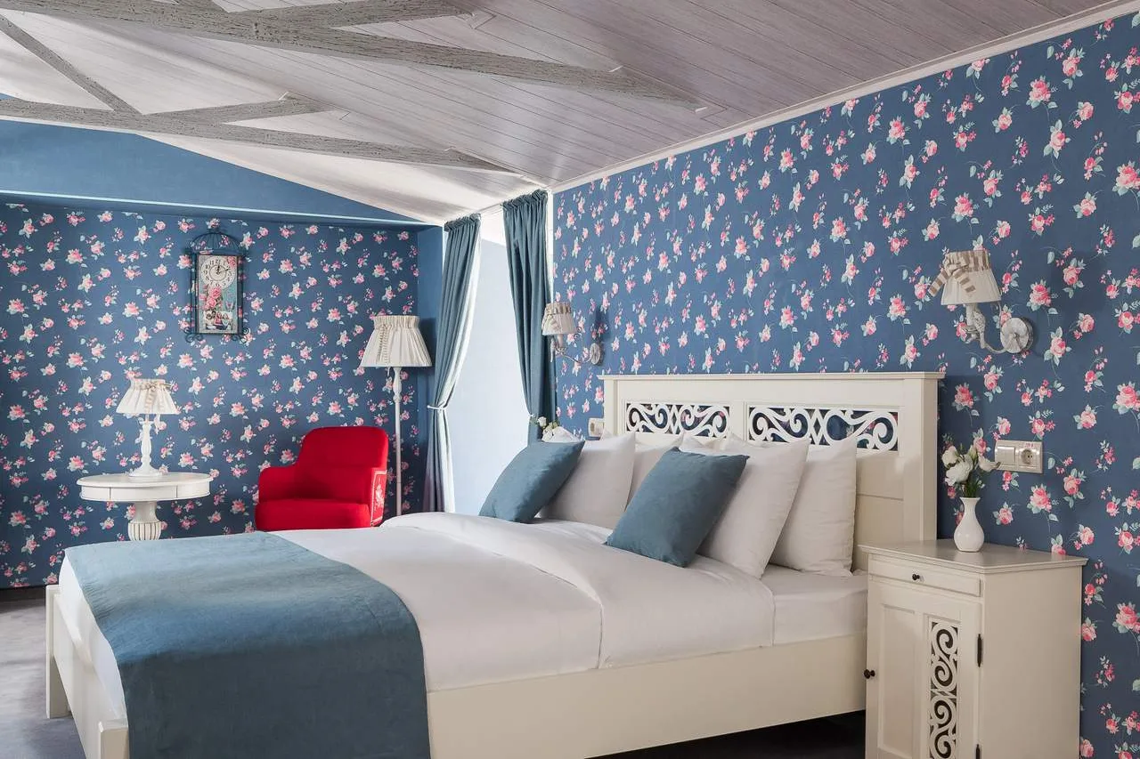 Mozart Hotel — ภาพห้องพักและบรรยากาศ