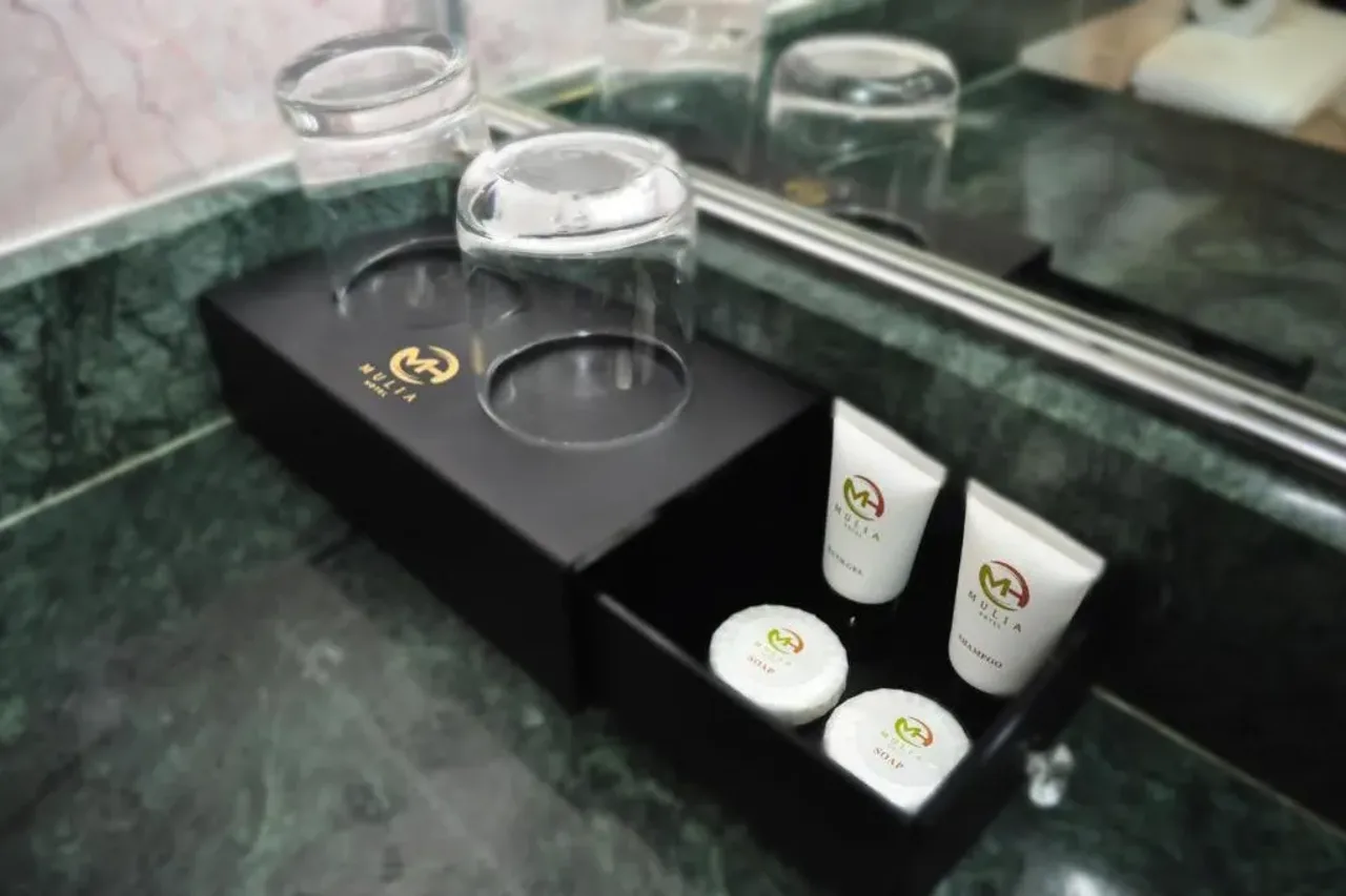 Mulia Hotel — rooms and atmosphere