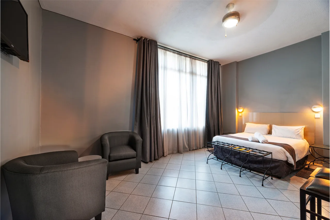 N1 Hotel Samora Machel Harare — rooms and atmosphere