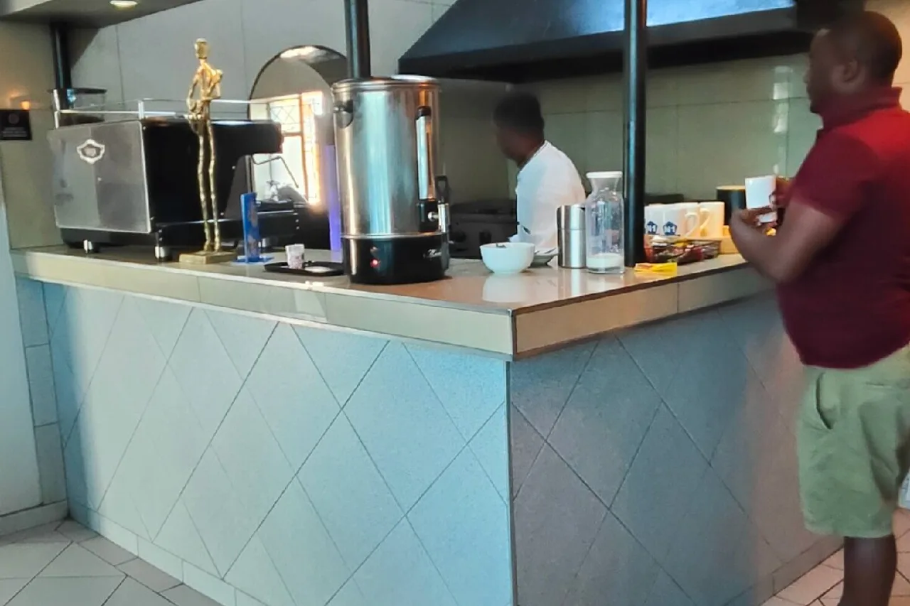 N1 Hotel Samora Machel Harare — rooms and atmosphere