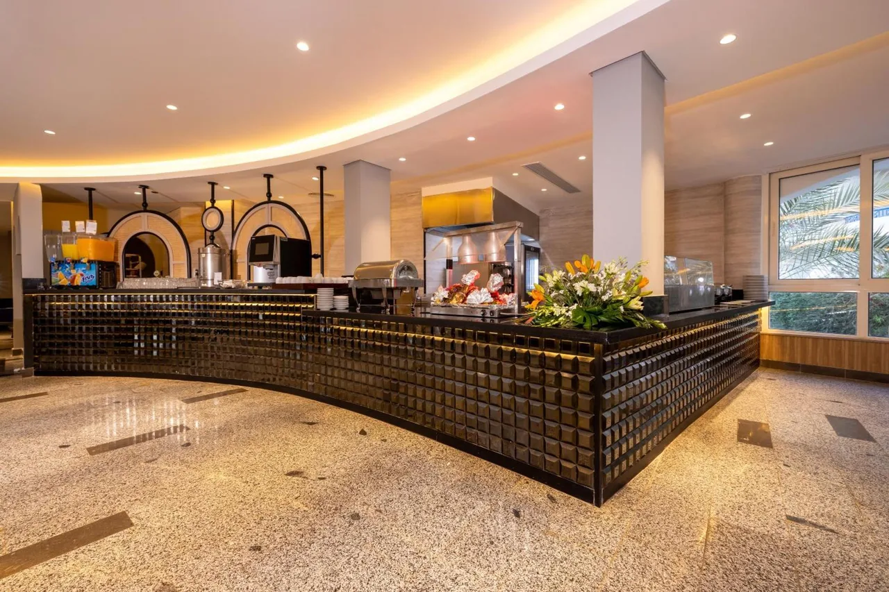 Naama Bay Hotel & Resort — ภาพห้องพักและบรรยากาศ