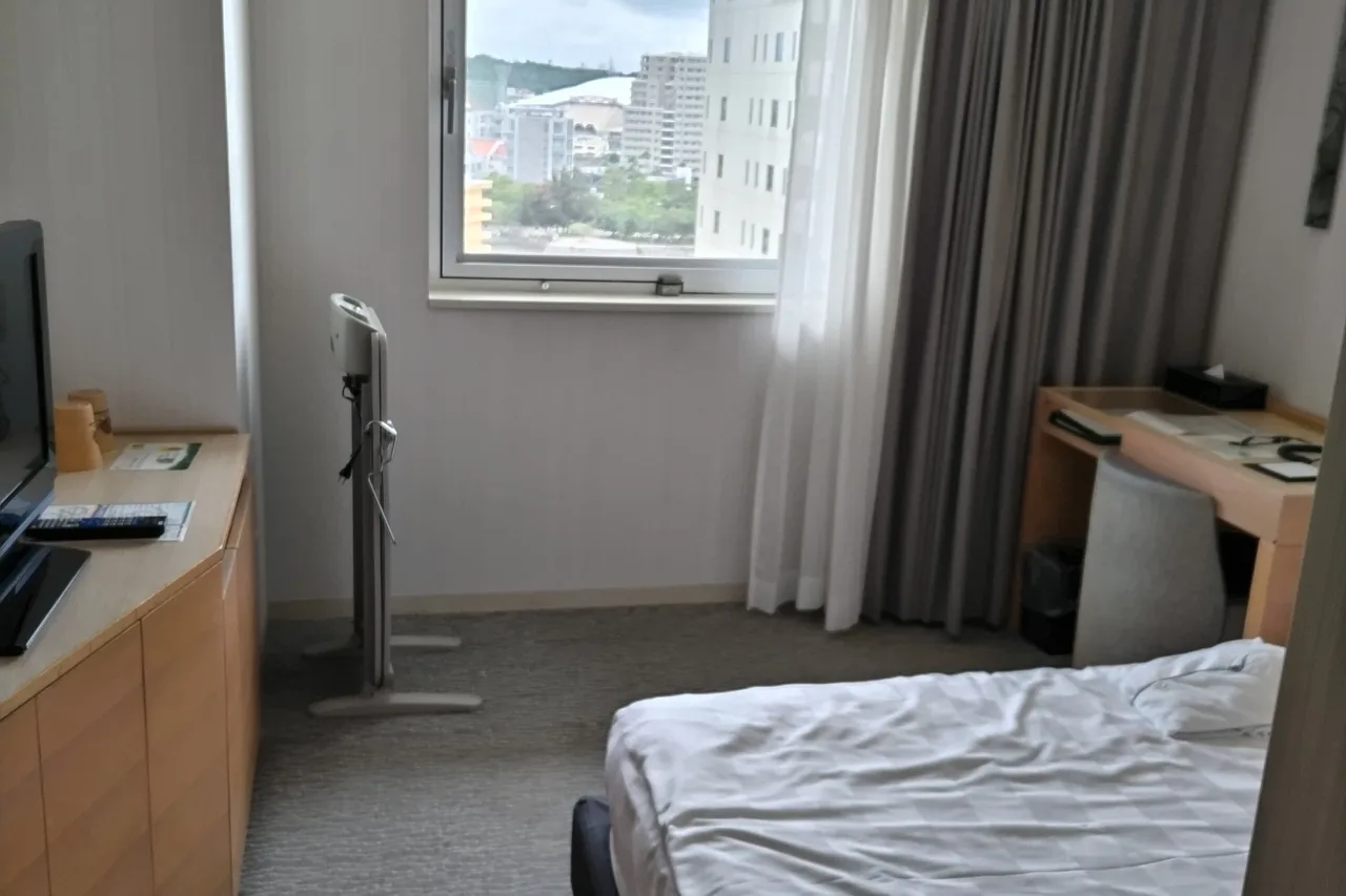 Naha Tokyu REI Hotel — rooms and atmosphere