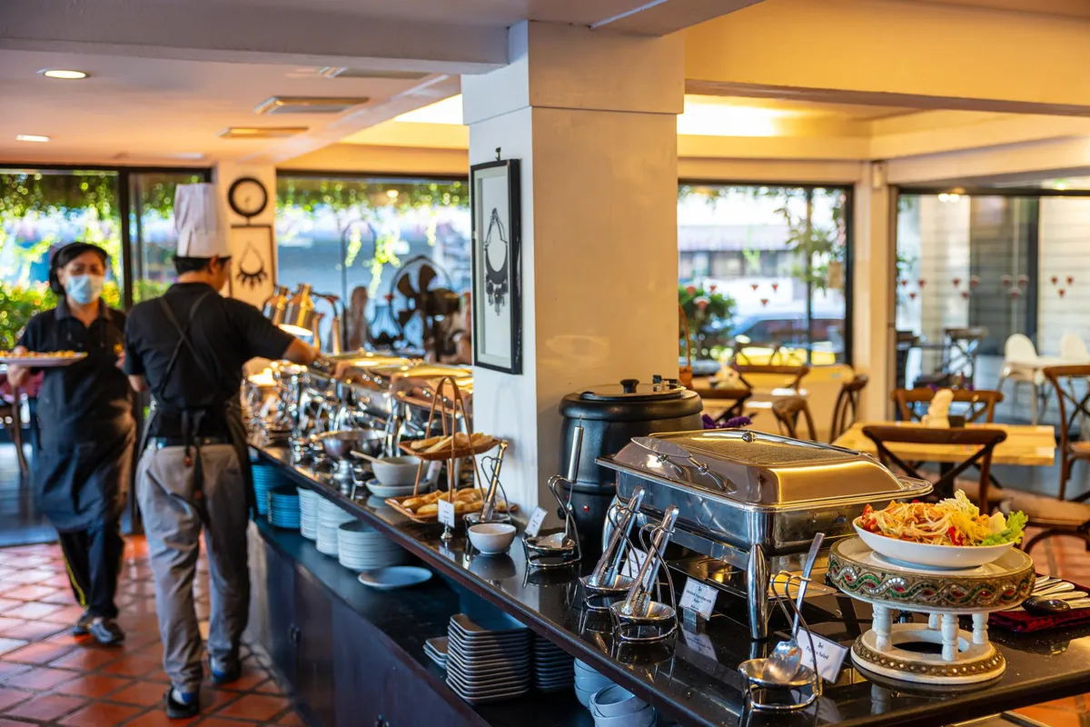 Nak Nakara Hotel — ภาพห้องพักและบรรยากาศ