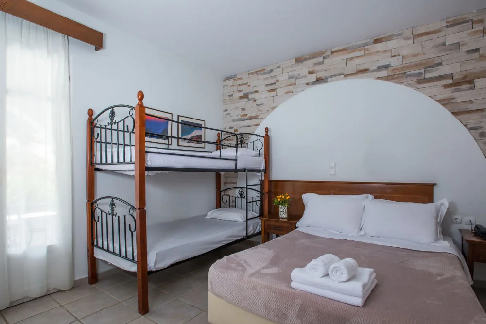 Naxos Palace Hotel — ภาพห้องพักและบรรยากาศ