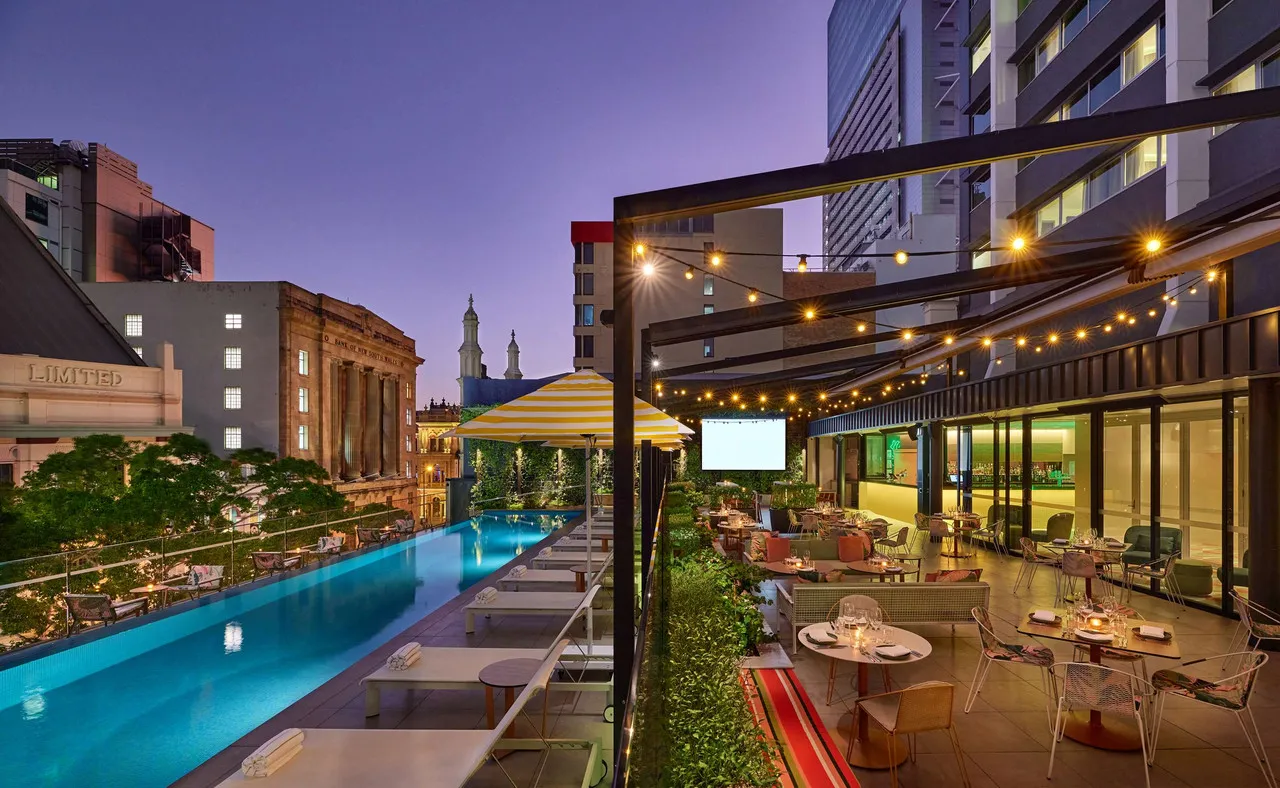 Next Hotel Brisbane — rooms and atmosphere