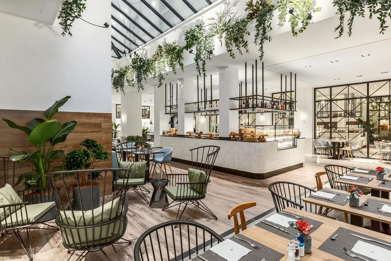 NH City Centre Amsterdam — rooms and atmosphere