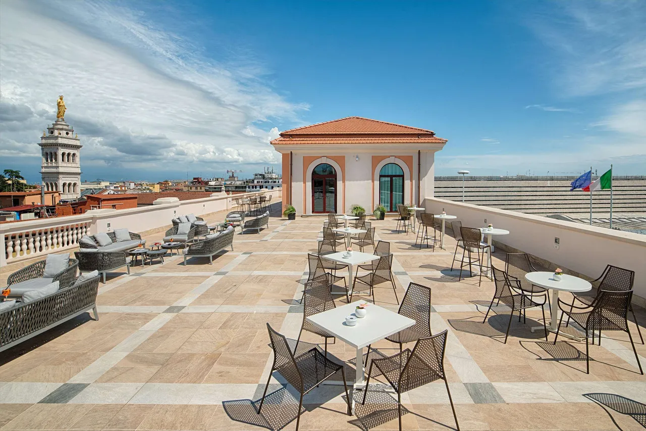 NH Collection Roma Palazzo Cinquecento — ภาพห้องพักและบรรยากาศ