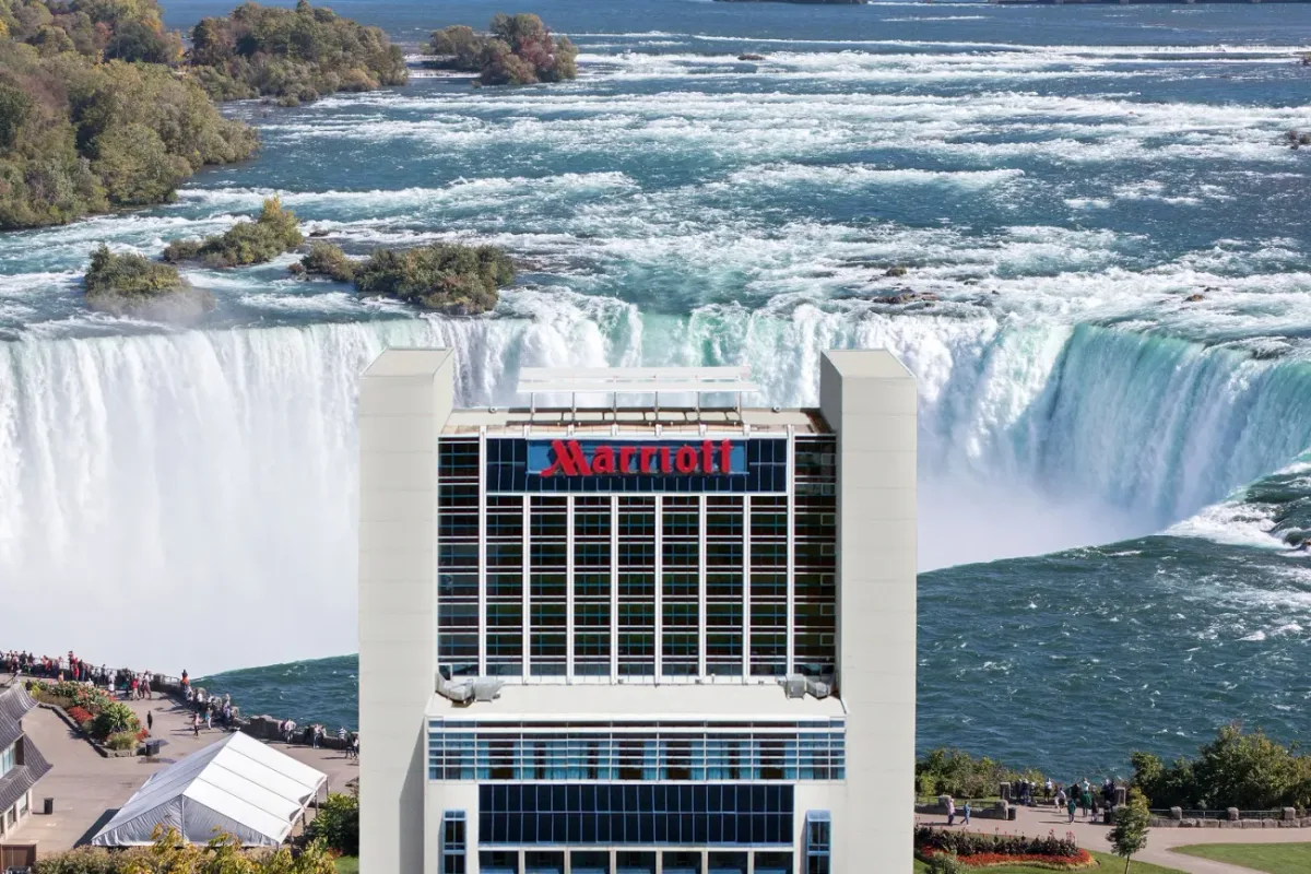 Niagara Falls Marriott on the Falls — น้ำตกไนแอการา