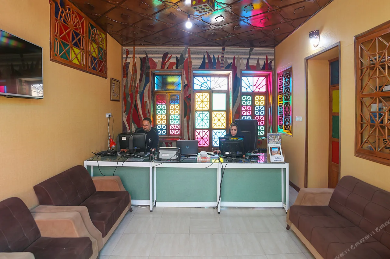 Niayesh Boutique Hotel — ภาพห้องพักและบรรยากาศ