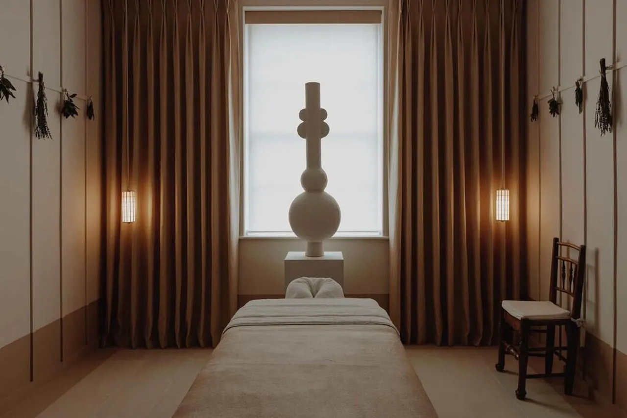 No.15 by GuestHouse Bath — rooms and atmosphere