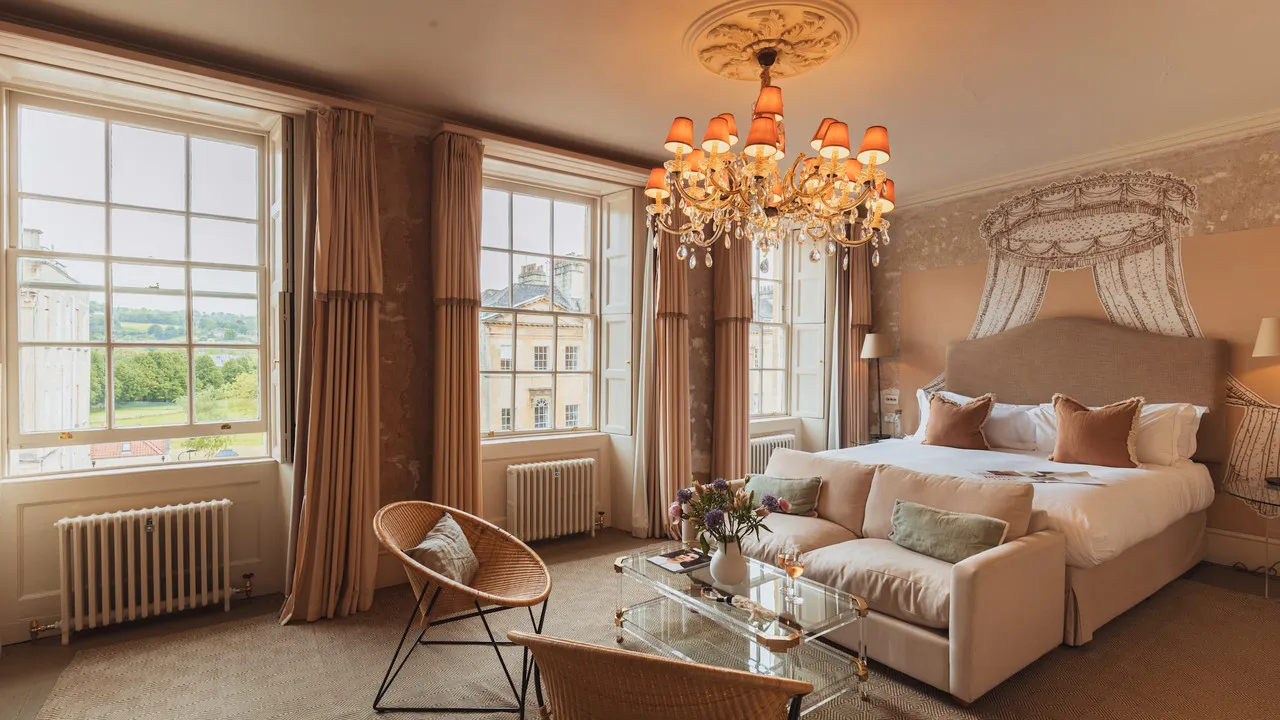 No.15 by GuestHouse Bath — rooms and atmosphere