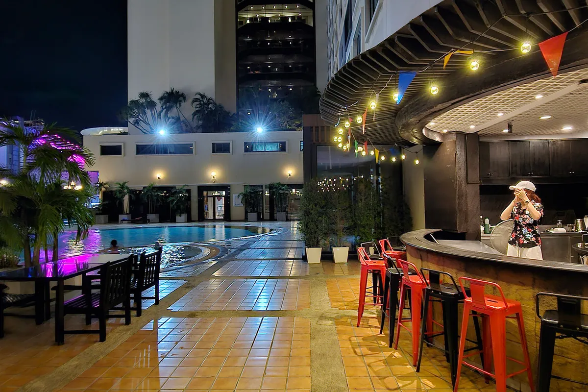 Novotel Bangkok on Siam Square — rooms and atmosphere