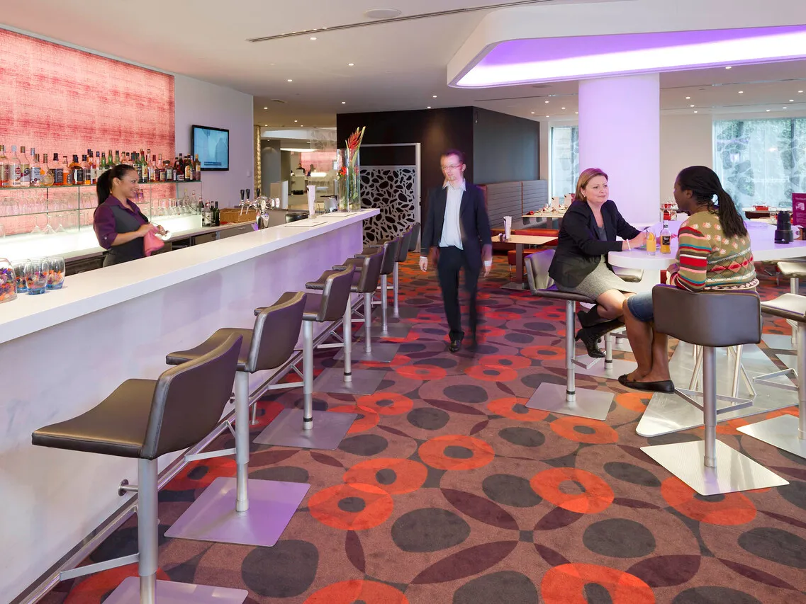 Novotel Brussels City Centre — rooms and atmosphere