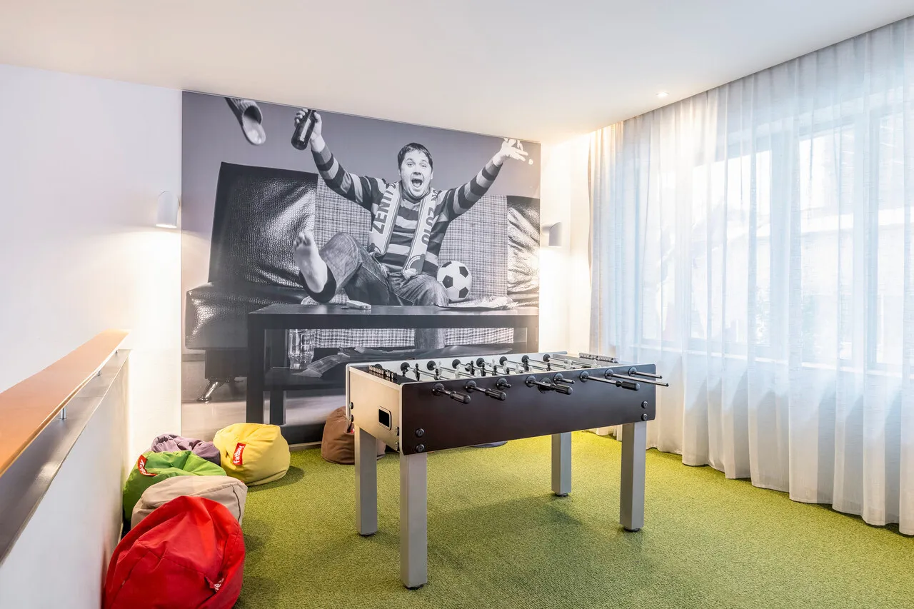Novotel Brussels City Centre — rooms and atmosphere