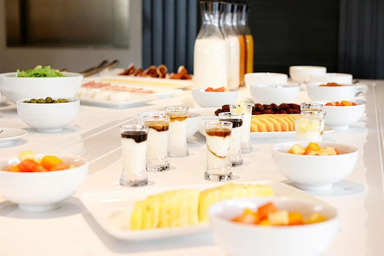 Novotel Convention &amp; Spa Antananarivo — rooms and atmosphere