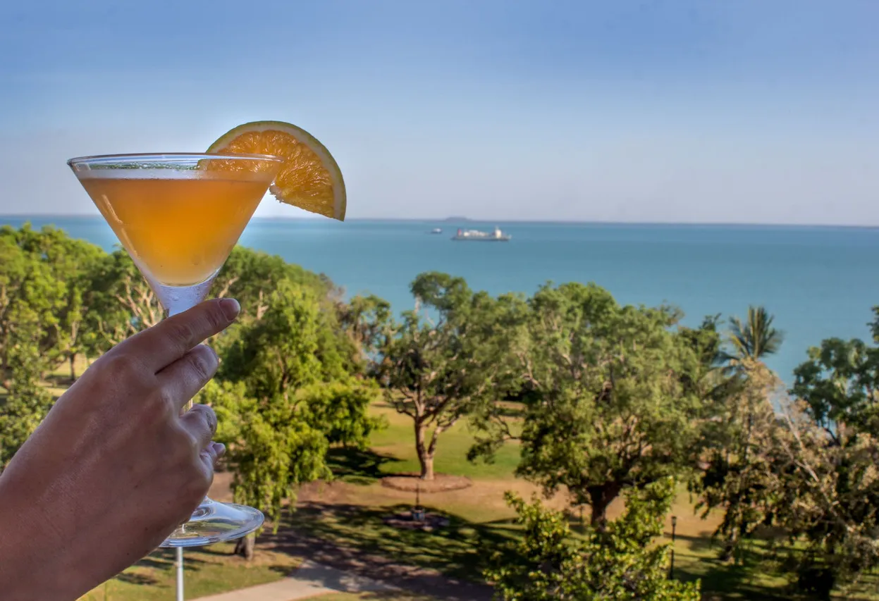 Novotel Darwin CBD — rooms and atmosphere