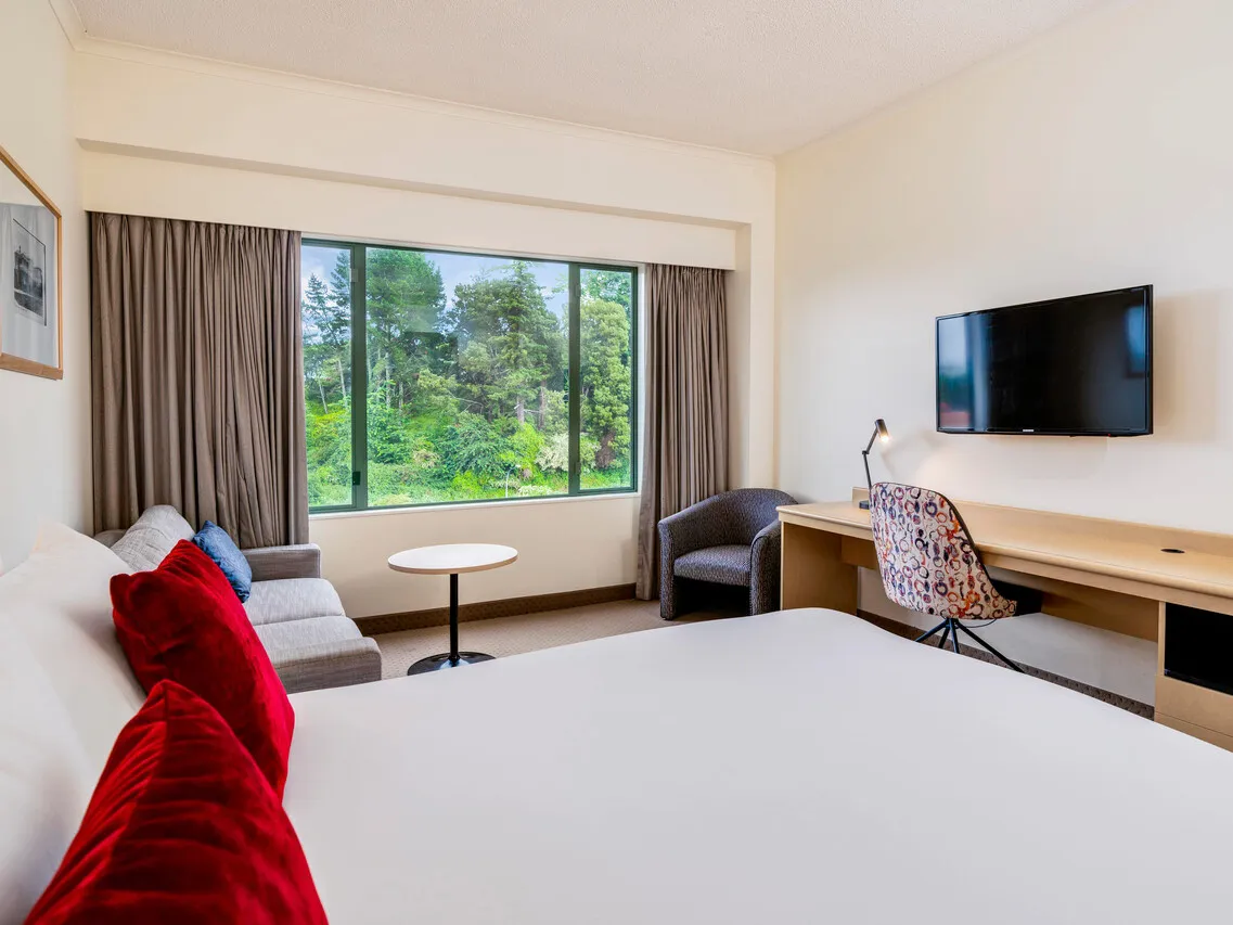 Novotel Rotorua Lakeside — ภาพห้องพักและบรรยากาศ