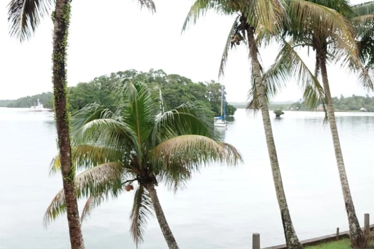 Novotel Suva Lami Bay — rooms and atmosphere