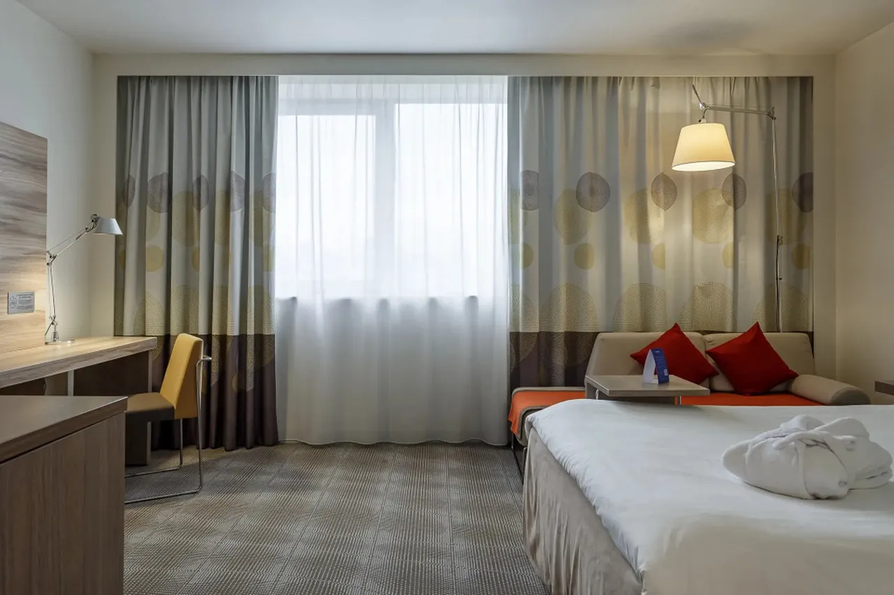 Novotel Yekaterinburg Centre — rooms and atmosphere