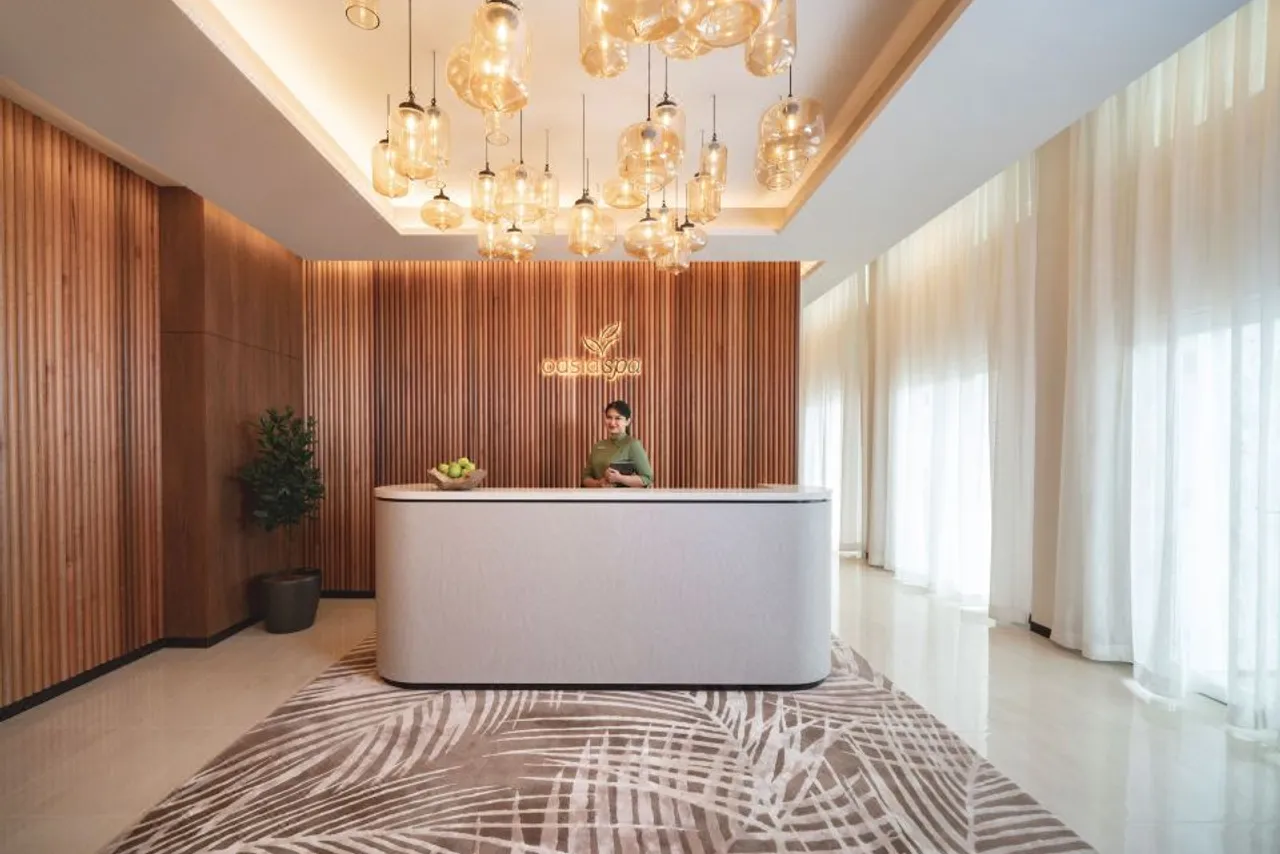Oasia Resort Sentosa by Far East Hospitality — rooms and atmosphere