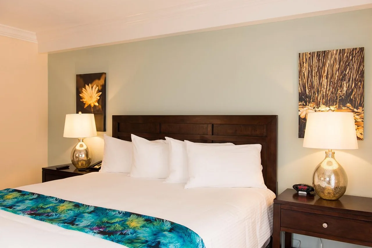 Ocean Terrace Inn — rooms and atmosphere