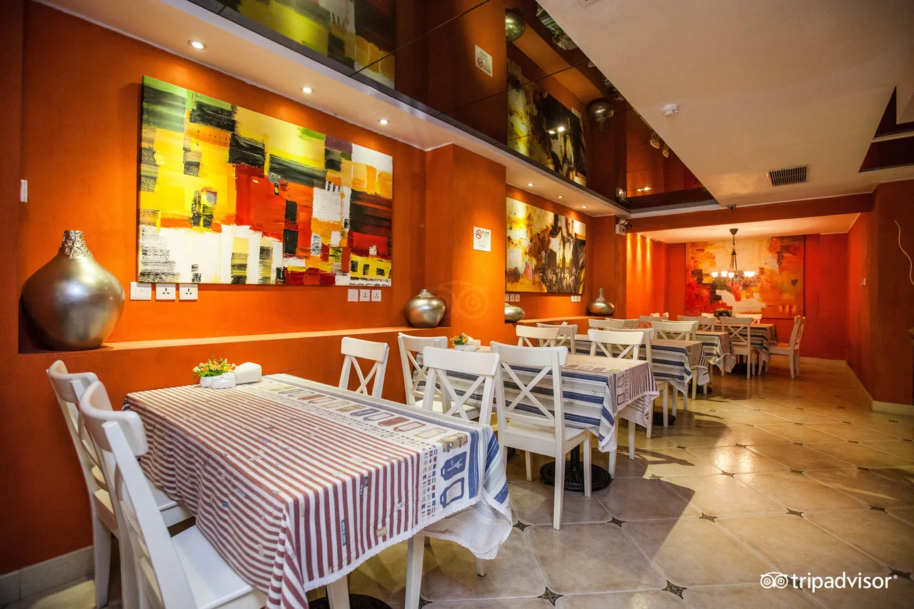 Ole London Hotel — rooms and atmosphere