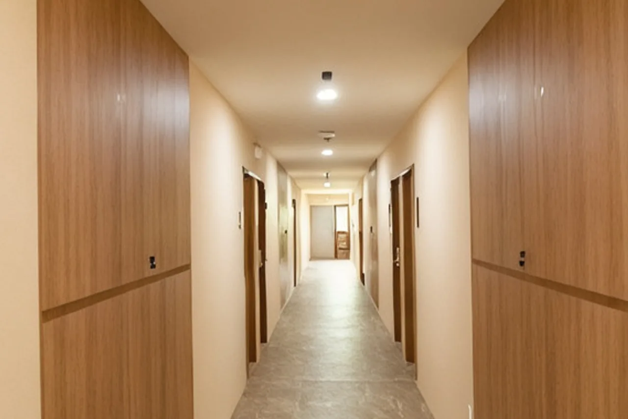 One Budget Hotel Nan Pha Sing — rooms and atmosphere