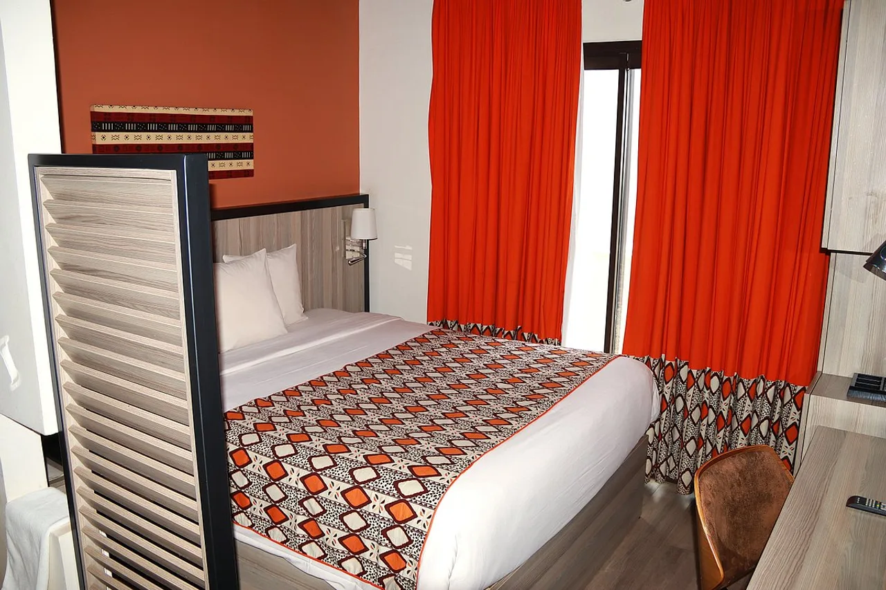 Onomo Hotel Bamako — rooms and atmosphere