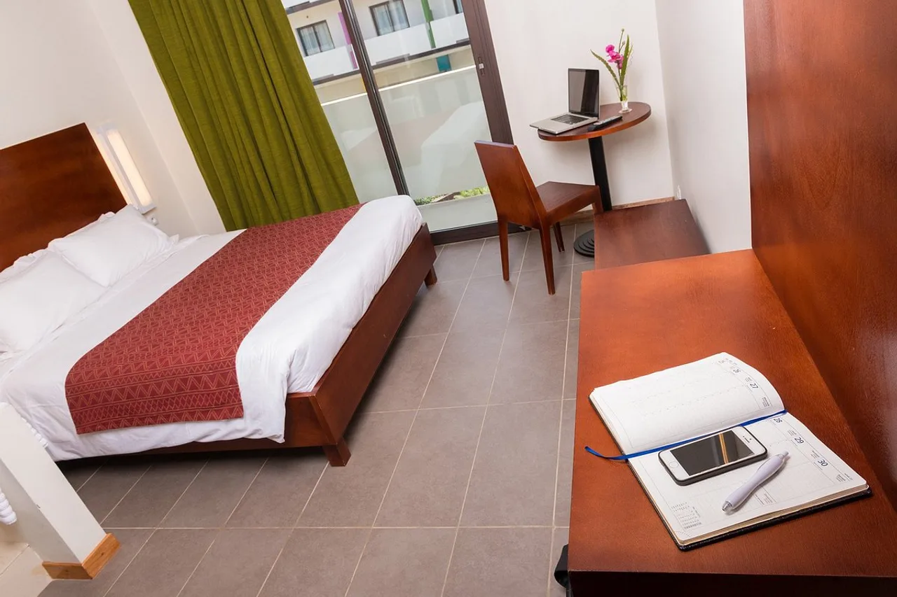 Onomo Hotel Bamako — rooms and atmosphere
