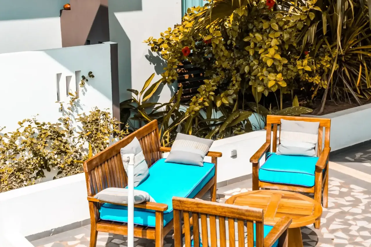 ONOMO Hotel Lome — rooms and atmosphere