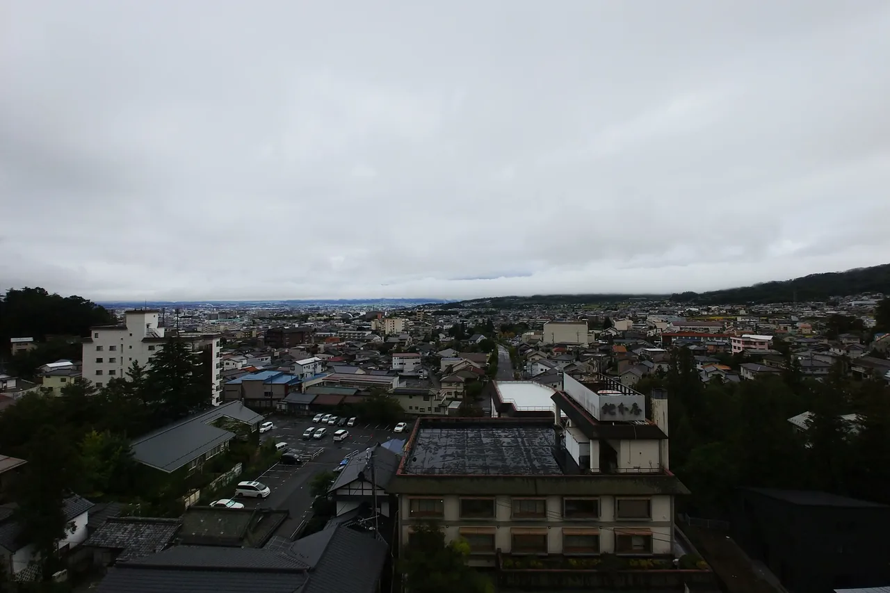 Onsen Hotel Omoto — rooms and atmosphere