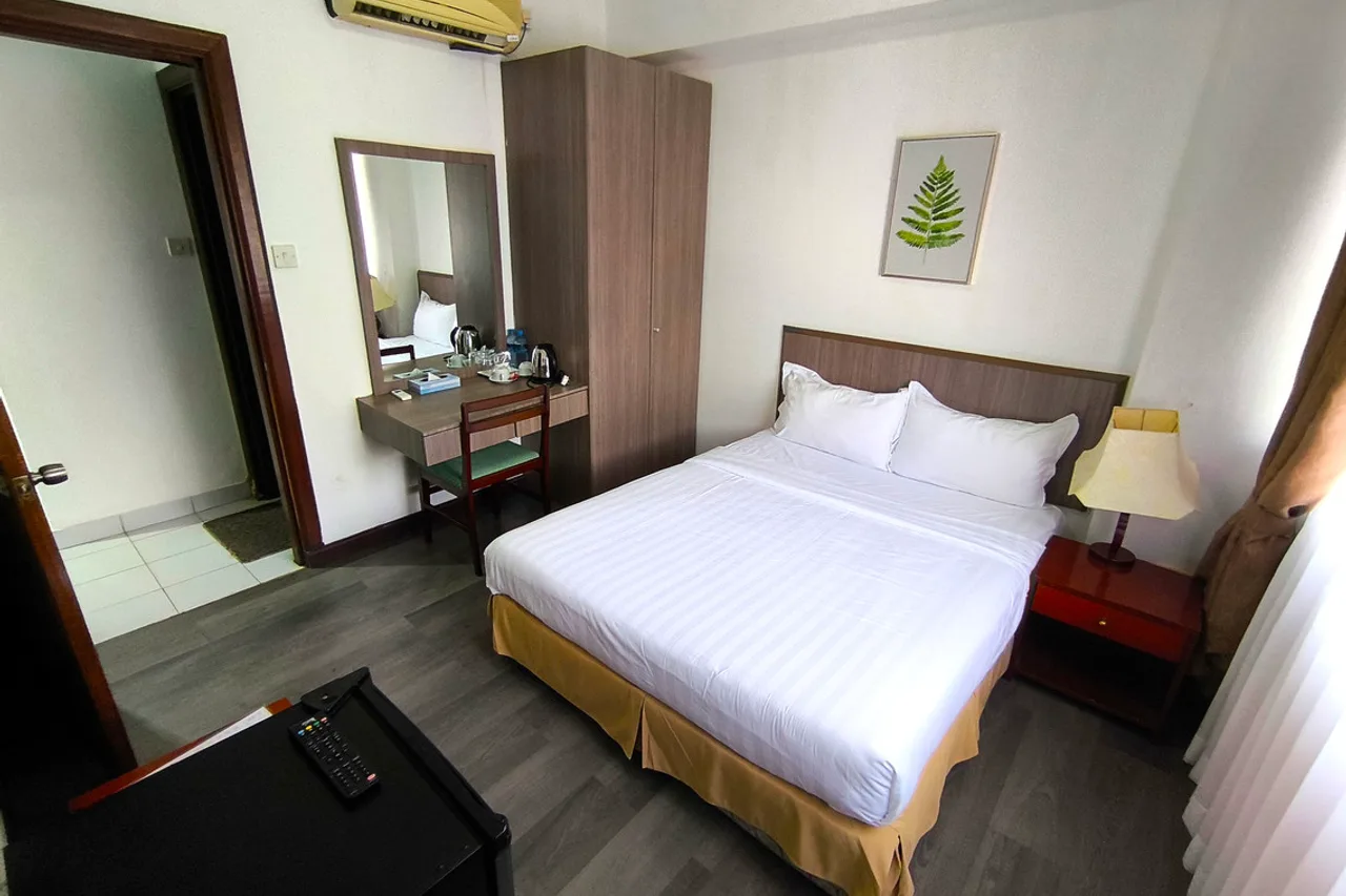 Orchid Garden Hotel — rooms and atmosphere