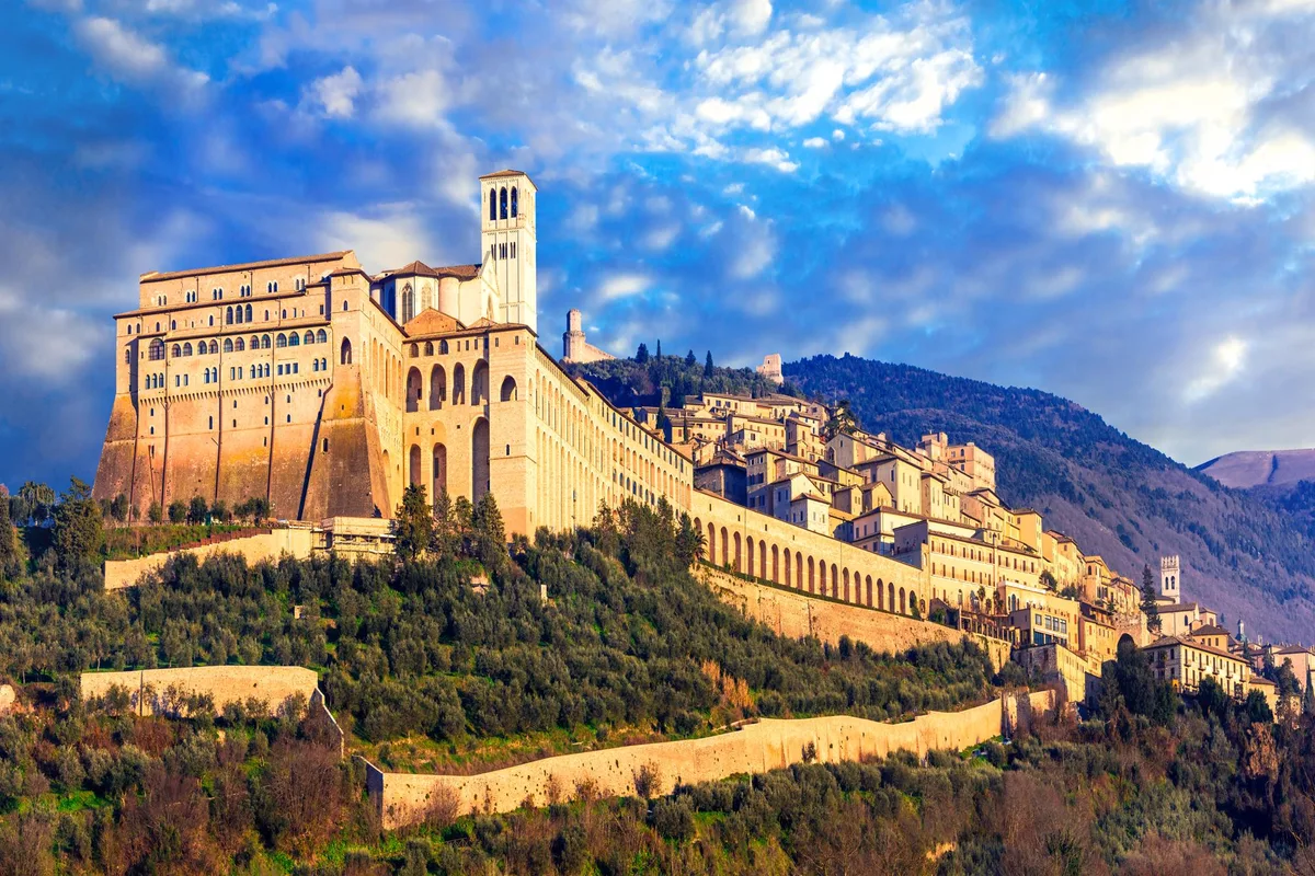 Ostello della Pace (HI Assisi) — ภาพห้องพักและบรรยากาศ