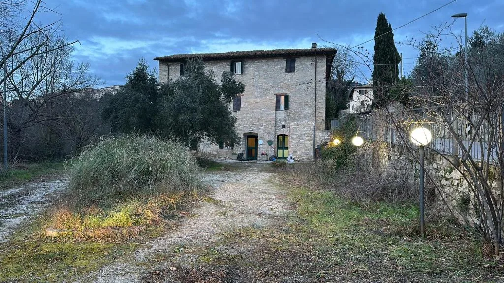 Ostello della Pace (HI Assisi) — ภาพห้องพักและบรรยากาศ