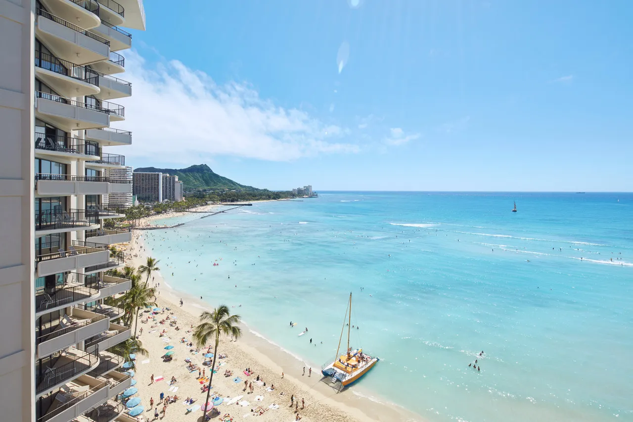 Outrigger Waikiki Beach Resort — ภาพห้องพักและบรรยากาศ