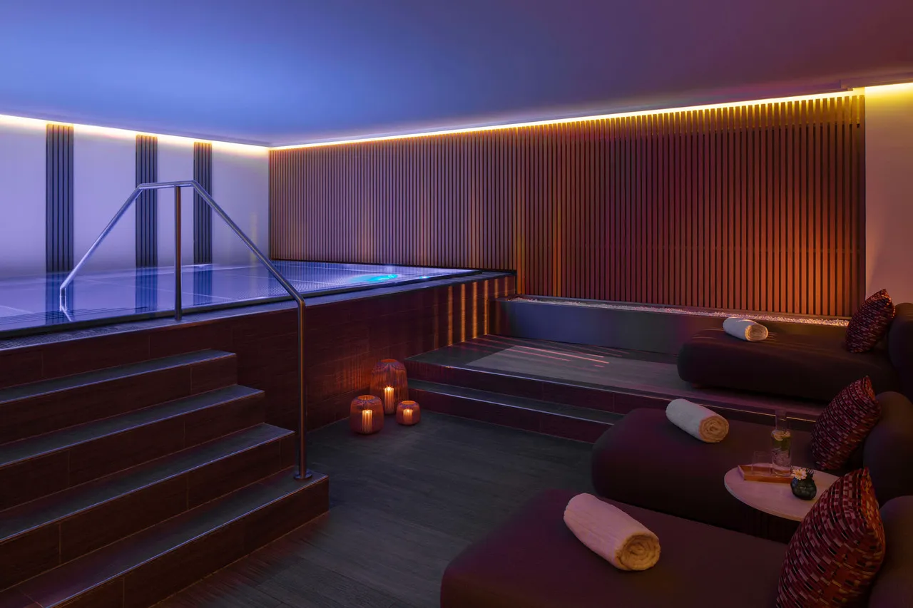Anantara Palais Hansen Vienna Hotel — rooms and atmosphere