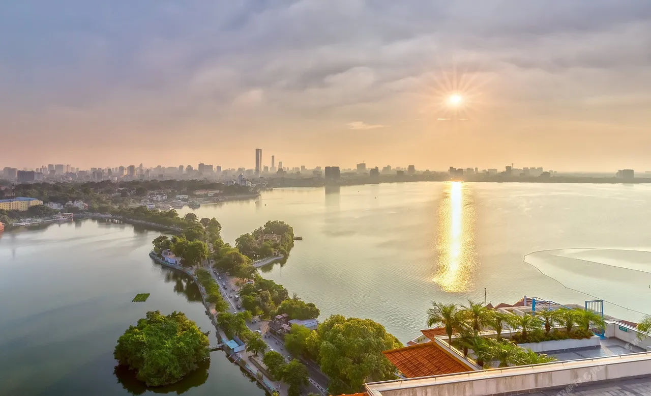 Pan Pacific Hanoi — rooms and atmosphere