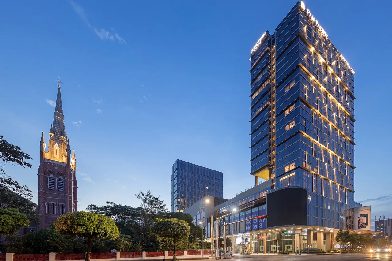 Pan Pacific Yangon — rooms and atmosphere