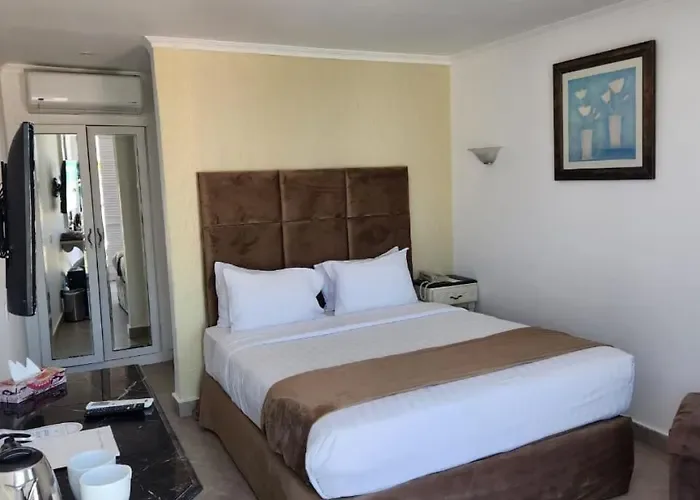 Paradise Inn Beach Resort — ภาพห้องพักและบรรยากาศ
